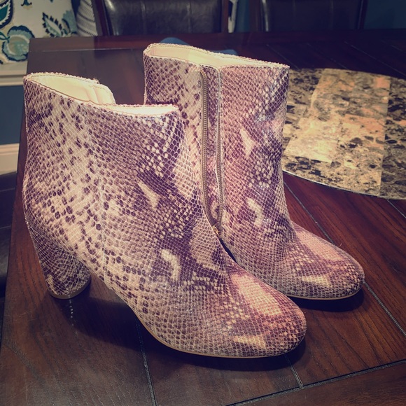 Brand New Snakeskin Booties - Picture 1 of 2